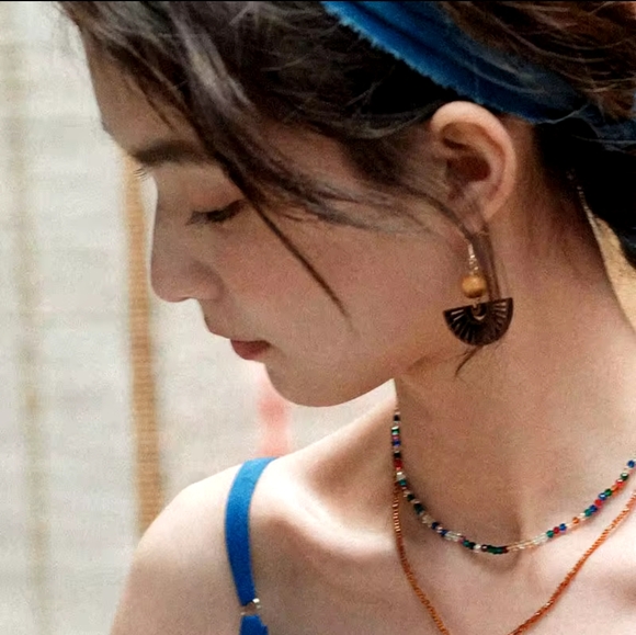 Anthropologie wooden earrings - Picture 3 of 3